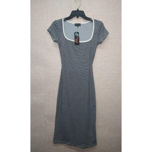 Cute Midi Striped Bodycon Dress with open back, super soft and Stretchy - Picture 7 of 10